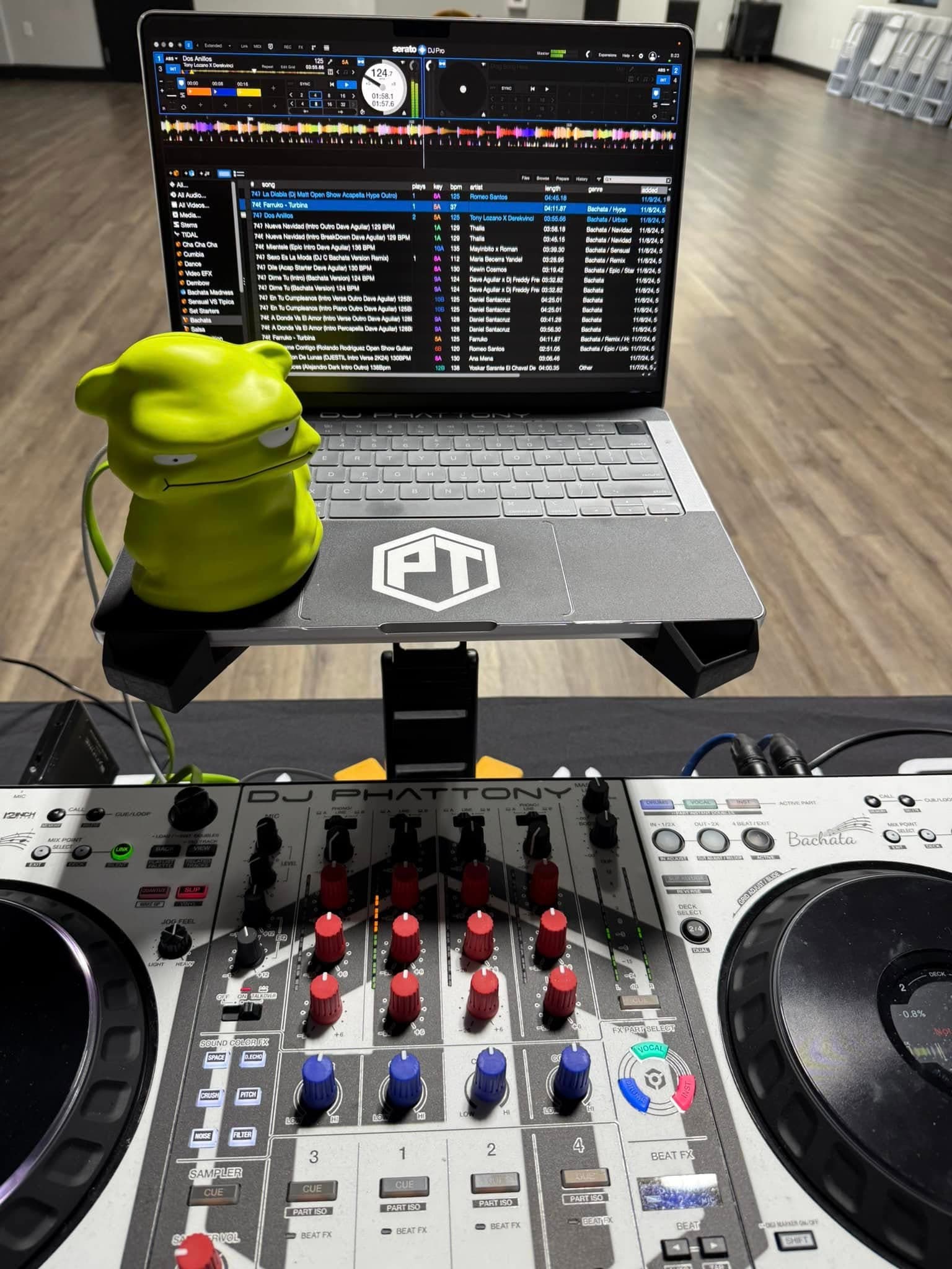 Squeeshy posing with a fan